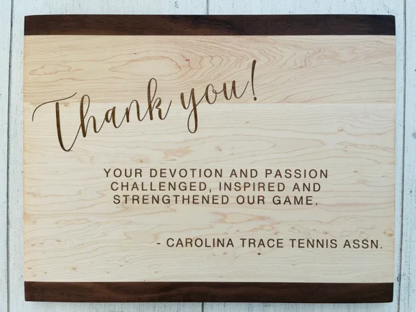 Wood serving tray with personalized inscription - Image 8