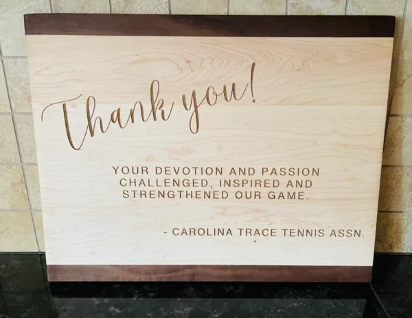 Wood serving tray with personalized inscription - Image 7